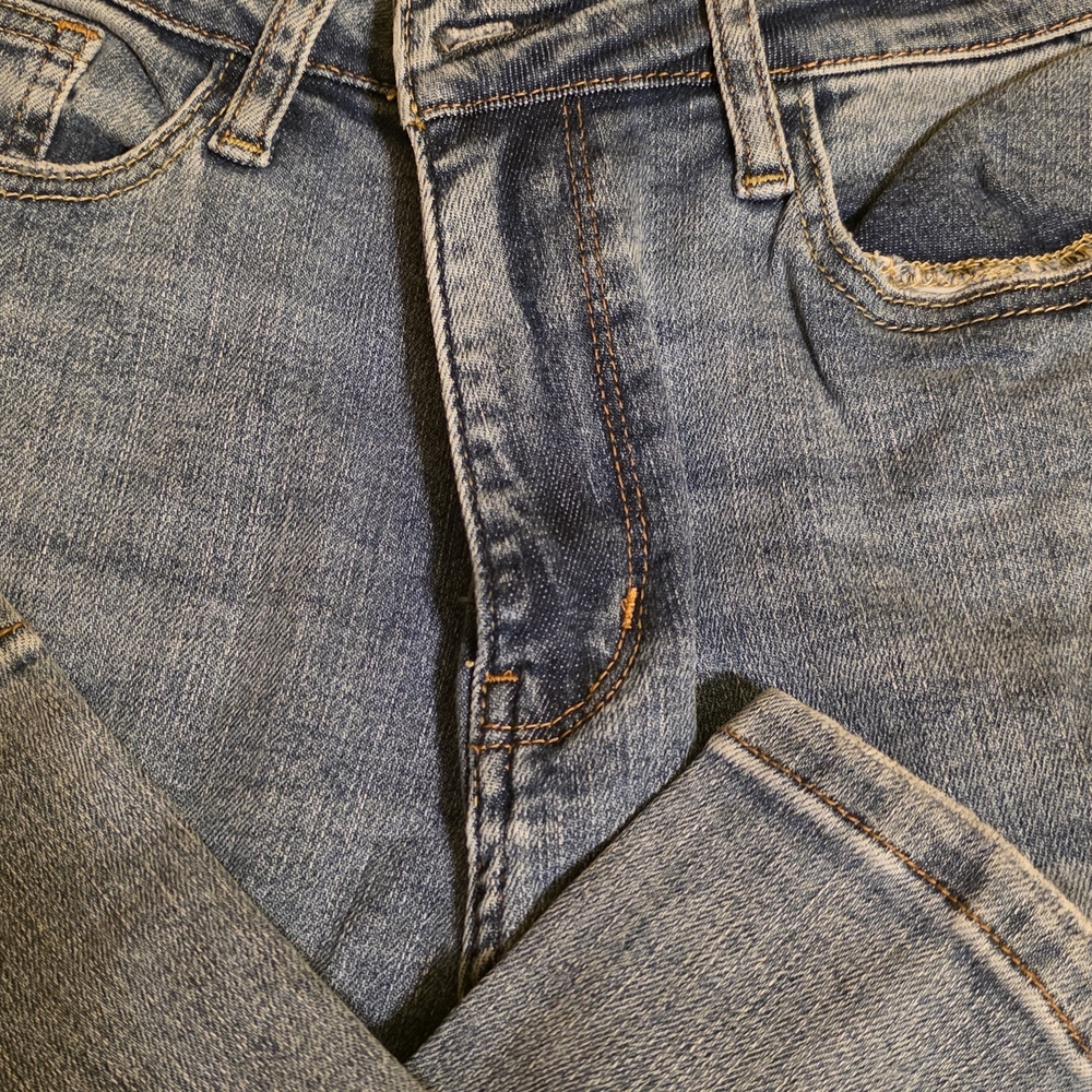 Judy Blue Straight Leg Jeans in Classic Blue